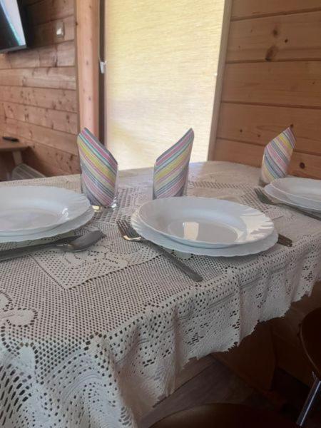 スマルジェビツェ Lesny Zakatek Bed & Breakfast エクステリア 写真